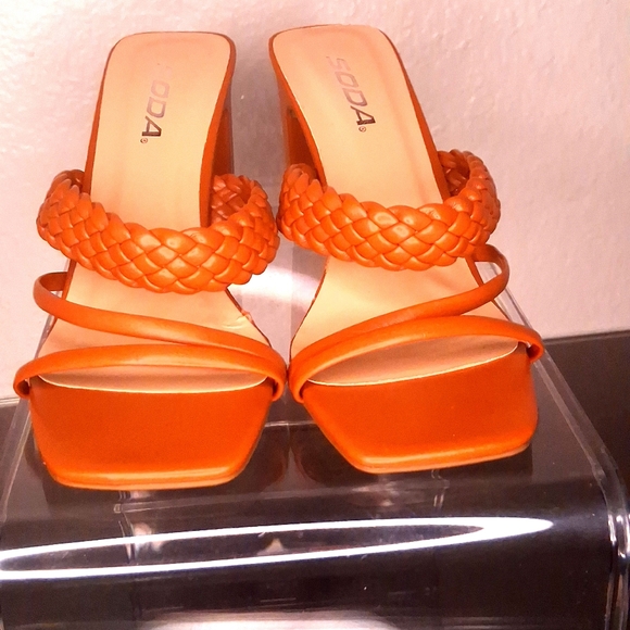 Veda Women's Orange Braided Heeled Sandals - Picture 5 of 13